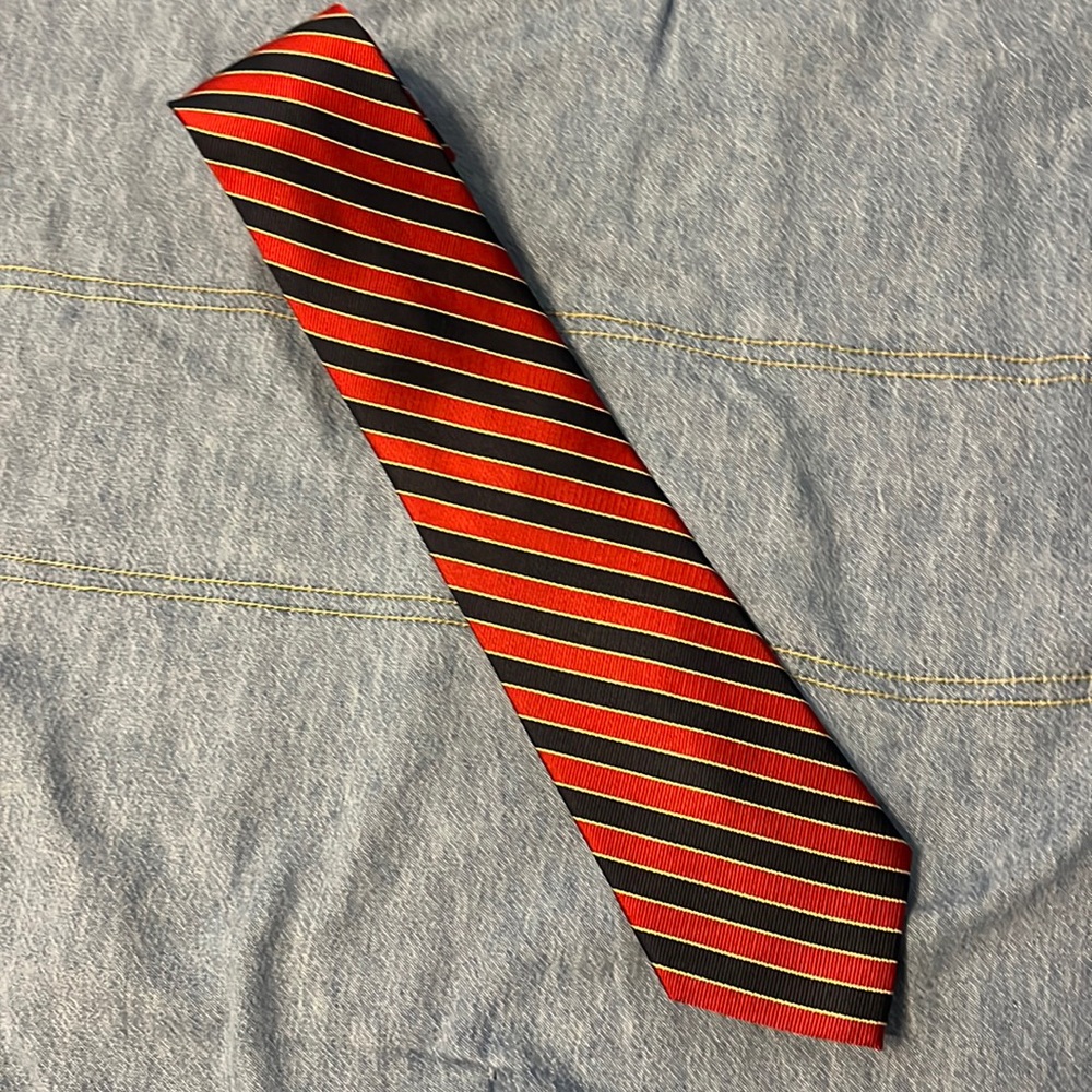 Club Room Boy’s Tie